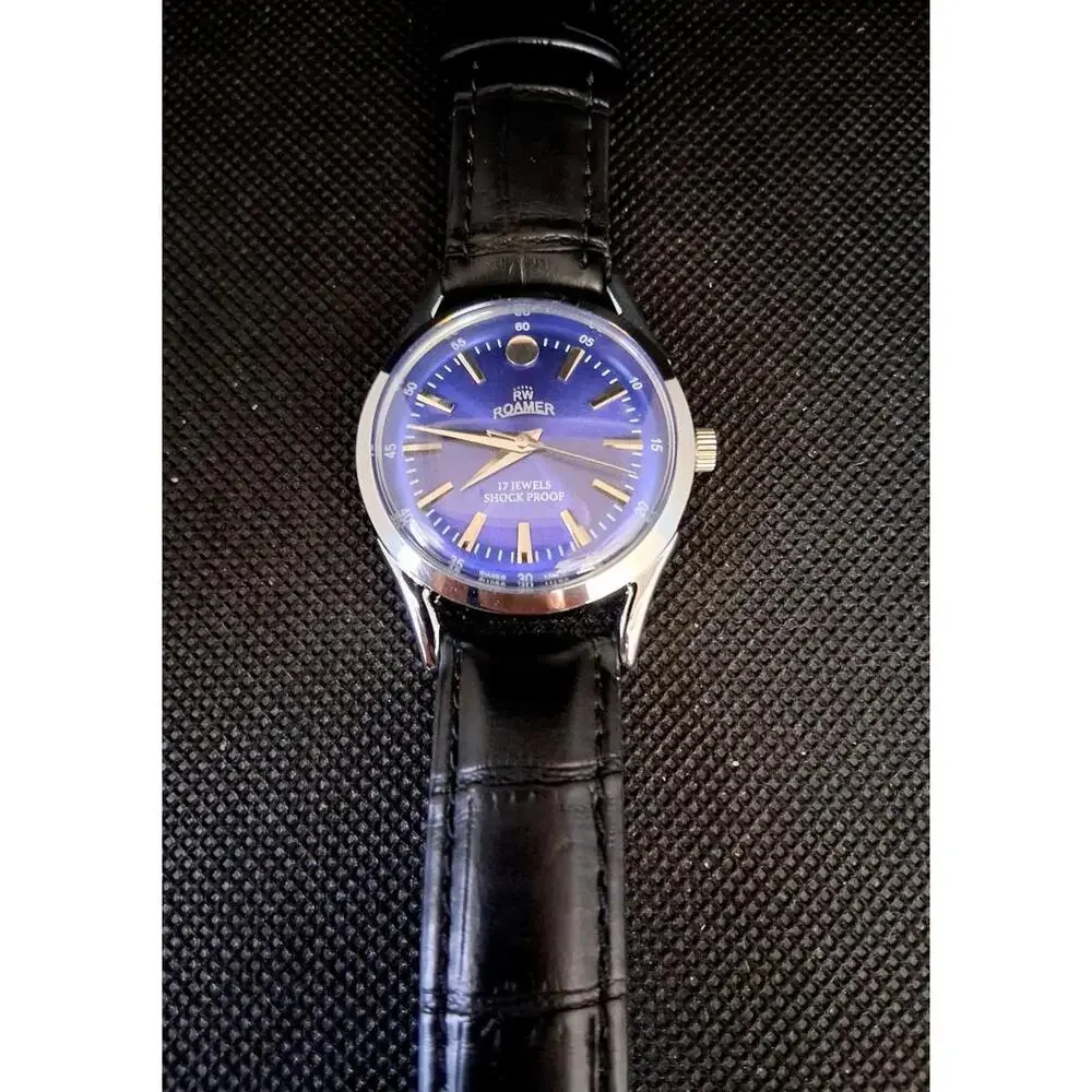 Vintage Roamer Men's Leather Mechanical Watch RARE